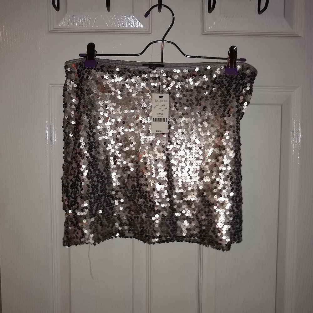 Express silver sequin skirt size small nwt